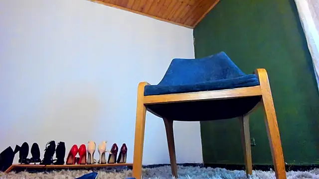 Velourmuse online show from 12/21/25, 11:23