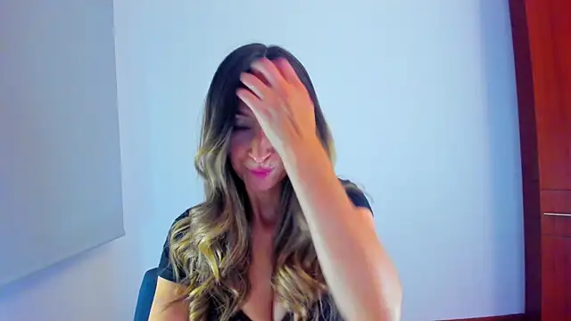 Velourmuse online show from 04/09/26, 11:10