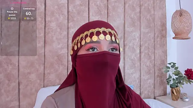 Snapshot of _alishaa_c chatting on 10/21/25, 08:09 alishaa c online show from 10/21/25, 08:09