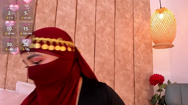 Snapshot of _alishaa_c chatting on 11/18/25, 03:01 alishaa c online show from 11/18/25, 03:01