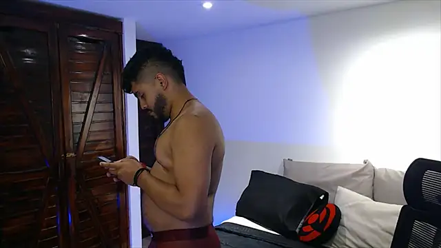 Snapshot of kevyn_Stone chatting on 10/09/25, 11:36 kevyn Stone online show from 10/09/25, 11:36