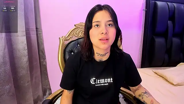 Nixielee  online show from 10/15/25, 12:38