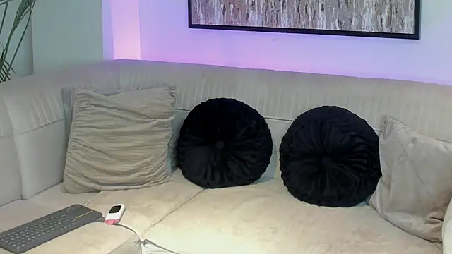 Snapshot of jeff_clark7 chatting on 12/04/25, 02:10 jeff clark7 online show from 12/04/25, 02:10