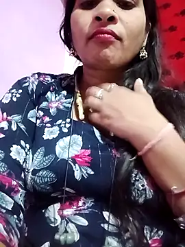 Snapshot of Priyanka_hot54 chatting on 10/08/25, 06:16 Priyanka hot54 online show from 10/08/25, 06:16