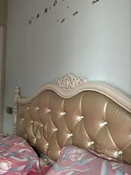 Mile-m online show from 03/20/26, 08:41