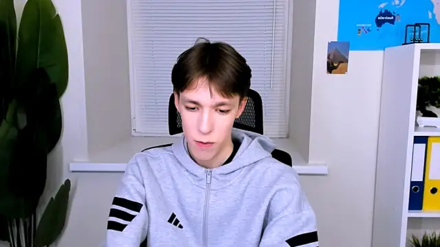 MarkBranston online show from 10/23/25, 04:17