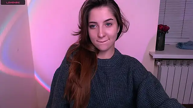 Snapshot of _OlivkaSexy chatting on 12/05/25, 01:20 OlivkaSexy online show from 12/05/25, 01:20