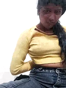 Snapshot of Saniya_Doll chatting on 10/11/25, 08:13 Saniya Doll online show from 10/11/25, 08:13