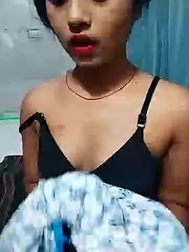 Snapshot of Saniya_Doll chatting on 10/15/25, 08:36 Saniya Doll online show from 10/15/25, 08:36