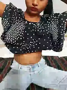 Snapshot of Saniya_Doll chatting on 10/23/25, 07:40 Saniya Doll online show from 10/23/25, 07:40