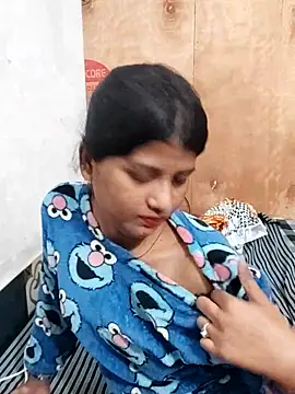 Snapshot of Saniya_Doll chatting on 12/23/25, 07:17 Saniya Doll online show from 12/23/25, 07:17