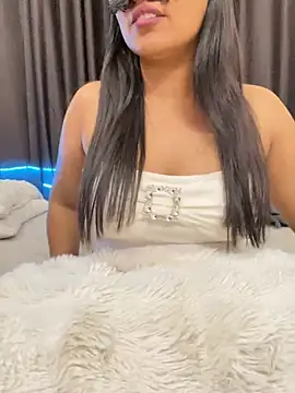 vickyandtania online show from 02/13/26, 05:42