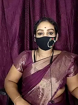 Snapshot of tamil_Monisha chatting on 05/07/26, 05:51 tamil Monisha online show from 05/07/26, 05:51