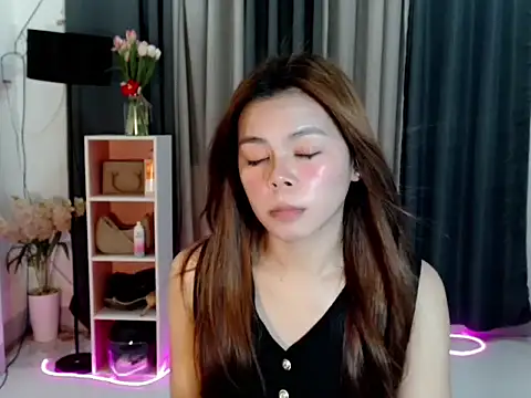 Snapshot of buttycamillex chatting on 05/27/26, 07:11 buttycamillex online show from 05/27/26, 07:11