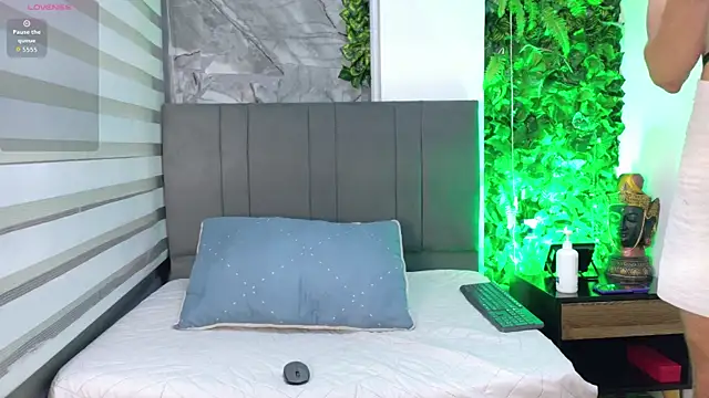 samirscott online show from 04/15/26, 12:56