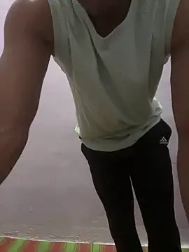 Snapshot of OooYessboyy chatting on 11/13/25, 06:07 OooYessboyy online show from 11/13/25, 06:07