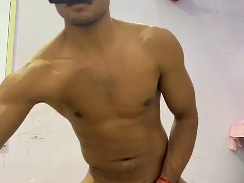 OooYessboyy online show from 05/13/26, 07:00