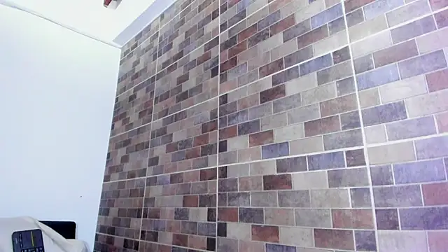 luna valen online show from 12/13/25, 07:53