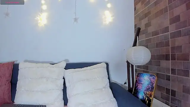 luna valen online show from 02/03/26, 09:09