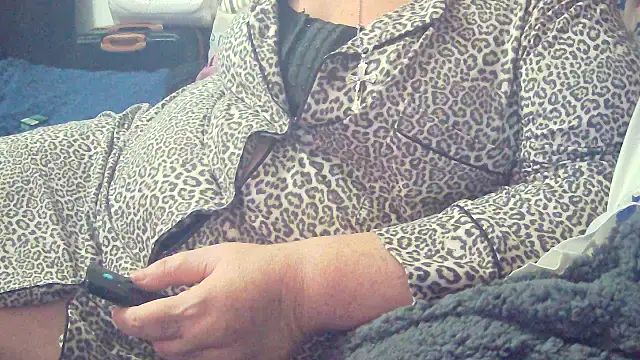 Playful MILF Demi online show from 01/31/26, 09:02