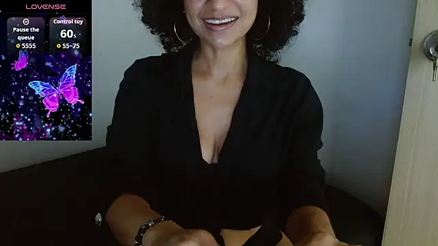 Seductress Malia online show from 06/25/26, 04:11