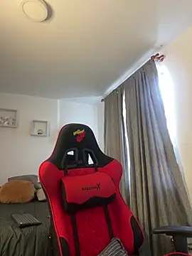 Ezzio Scolaro online show from 03/20/26, 09:08