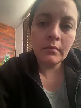 Snapshot of Anyhot_latina chatting on 12/14/25, 11:26 Anyhot latina online show from 12/14/25, 11:26