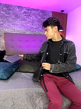 Sam Clark online show from 10/23/25, 03:50