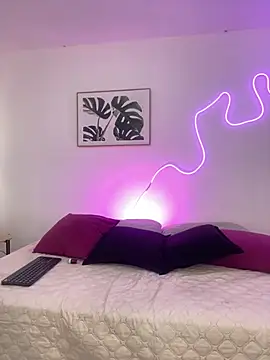 Sam Clark online show from 10/27/25, 02:26