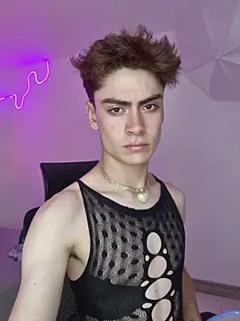 Sam Clark online show from 12/03/25, 04:09