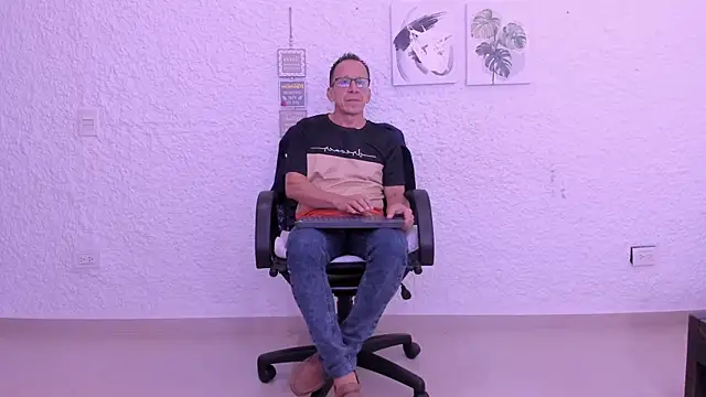  axelking  online show from 02/16/26, 11:39