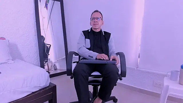  axelking  online show from 03/02/26, 11:39