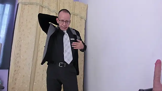  axelking  online show from 04/09/26, 11:37