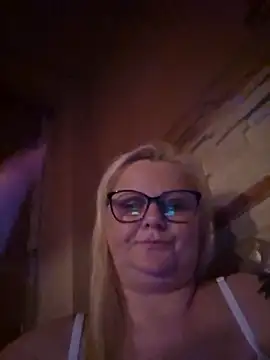 NieMaJazdyBezGwiazdy7883 online show from 11/07/25, 06:41