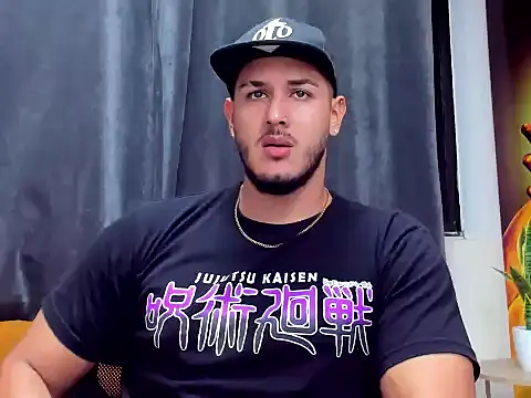 Snapshot of jasonshaw25 chatting on 11/12/25, 05:35 jasonshaw25 online show from 11/12/25, 05:35