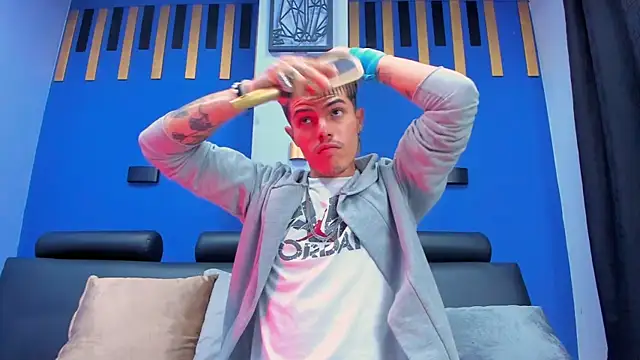 imsammytop online show from 10/27/25, 11:36