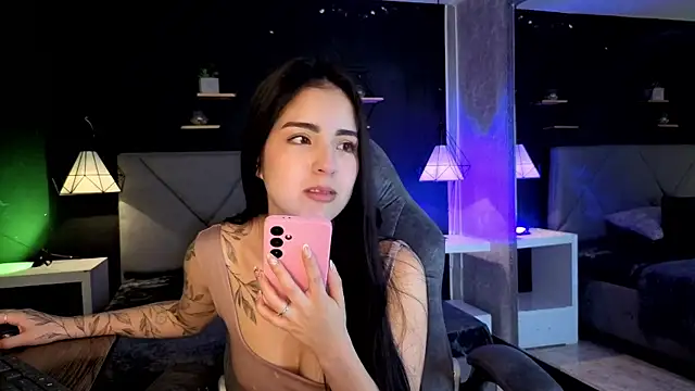 giapearl25 online show from 12/04/25, 12:09