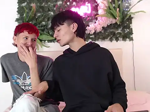 alex russo   online show from 11/08/25, 04:01