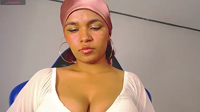 AAfrodithaa online show from 10/24/25, 12:08