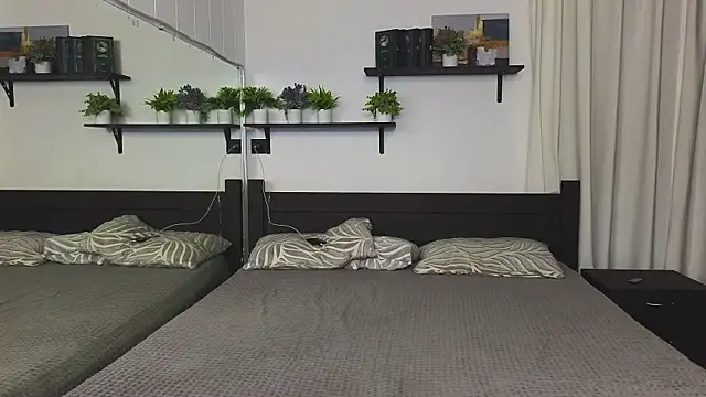 Snapshot of Cute_Mike chatting on 01/13/26, 06:02 Cute Mike online show from 01/13/26, 06:02