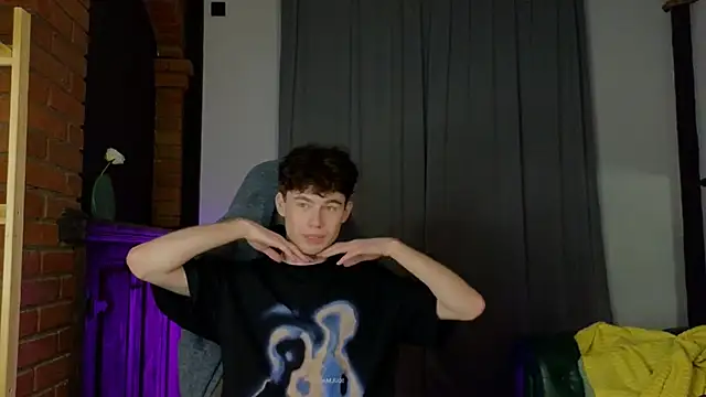 Cute Mike online show from 03/23/26, 06:34