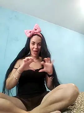 Snapshot of Stefaniyaxq chatting on 11/07/25, 08:25 Stefaniyaxq online show from 11/07/25, 08:25