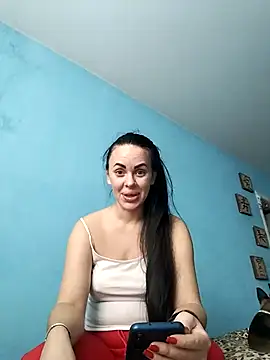 Snapshot of Stefaniyaxq chatting on 11/13/25, 08:35 Stefaniyaxq online show from 11/13/25, 08:35