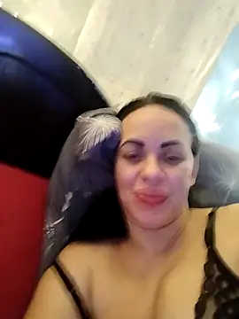 Snapshot of Stefaniyaxq chatting on 11/14/25, 11:02 Stefaniyaxq online show from 11/14/25, 11:02