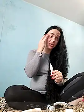 Snapshot of Stefaniyaxq chatting on 11/24/25, 10:15 Stefaniyaxq online show from 11/24/25, 10:15