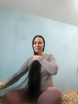 Snapshot of Stefaniyaxq chatting on 12/04/25, 10:35 Stefaniyaxq online show from 12/04/25, 10:35