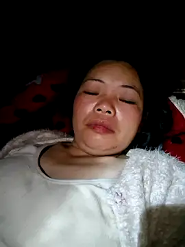 miomio-12 online show from 12/20/25, 09:33