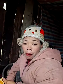 miomio-12 online show from 01/07/26, 12:46