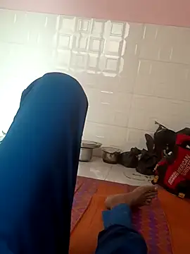 Snapshot of shohrab_hot chatting on 10/10/25, 09:30 shohrab hot online show from 10/10/25, 09:30