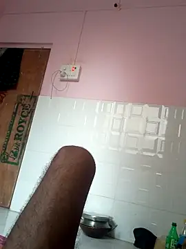 Snapshot of shohrab_hot chatting on 10/13/25, 09:53 shohrab hot online show from 10/13/25, 09:53